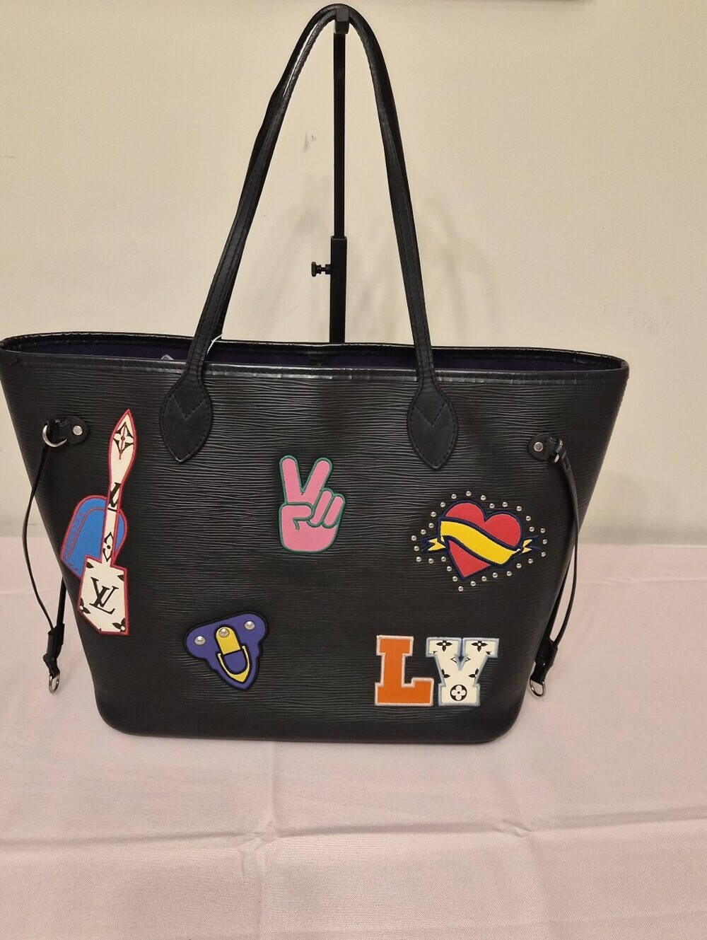 Louis Vuitton Neverfull MM Epi "Stickers" Edition | Pouch| Black | COA - Picture 6 of 16